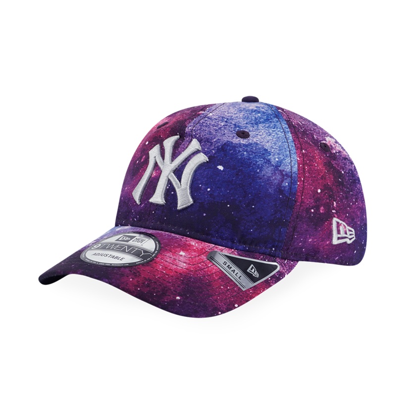 NEW YORK YANKEES COMIC SPACE MULTI 9TWENTY SMALL CAP