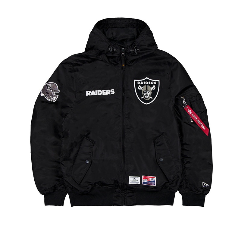 ALPHA INDUSTRIES X LAS VEGAS RAIDERS BLACK JACKET