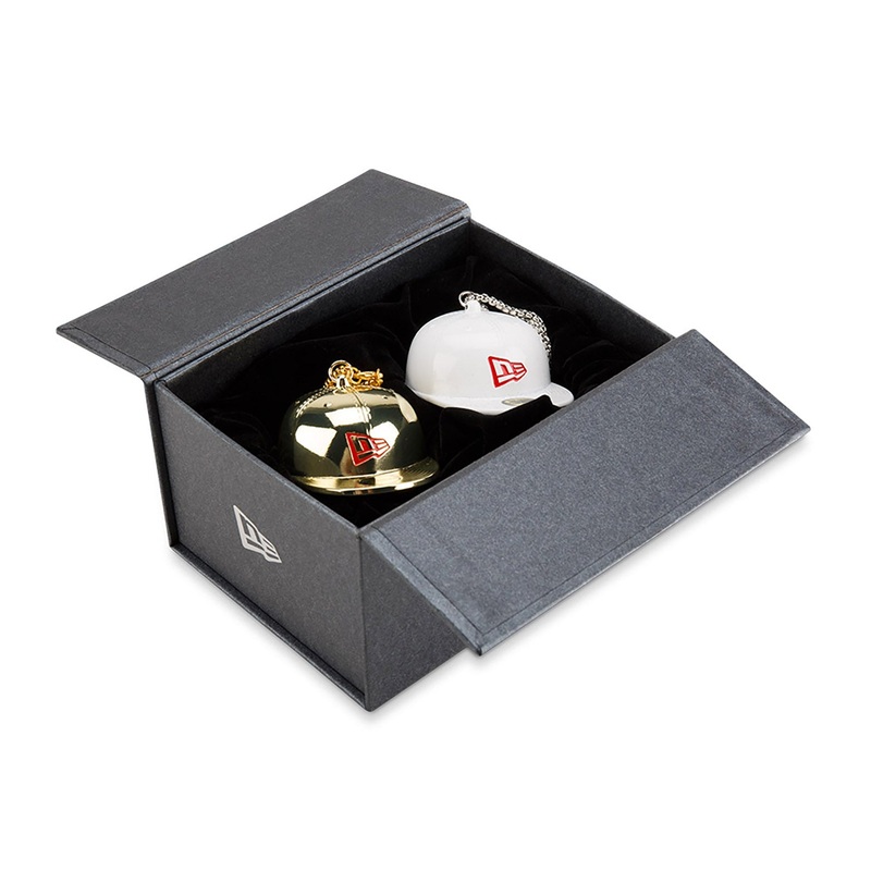 NEW ERA 2 PACK GOLD AND WHITE 59FIFTY CAP ORNAMENT