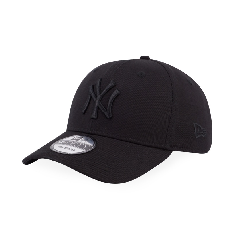 NEW YORK YANKEES BLACK 9FORTY CAP