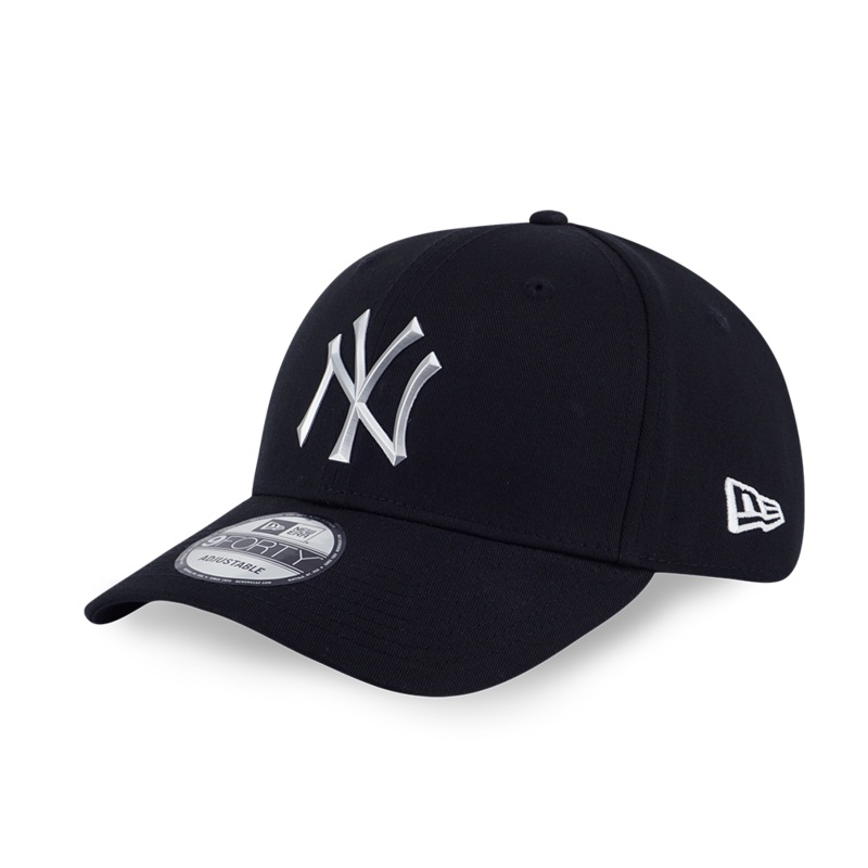 NEW YORK YANKEES METAL BADGE BLACK 9FORTY CAP