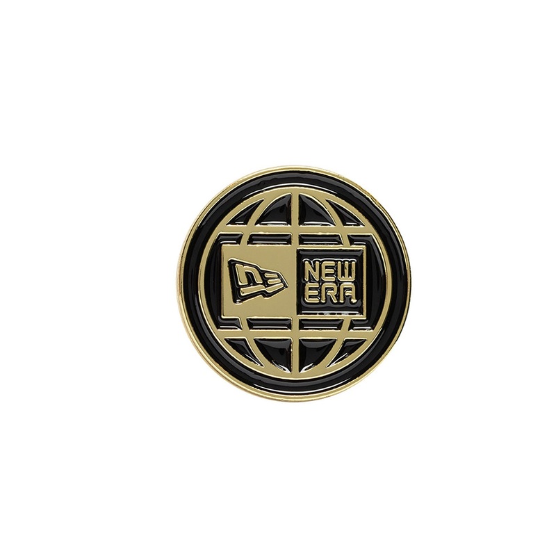 NEW ERA 59FIFTY DAY CIRCLE LOGO BLACK AND GOLD PIN