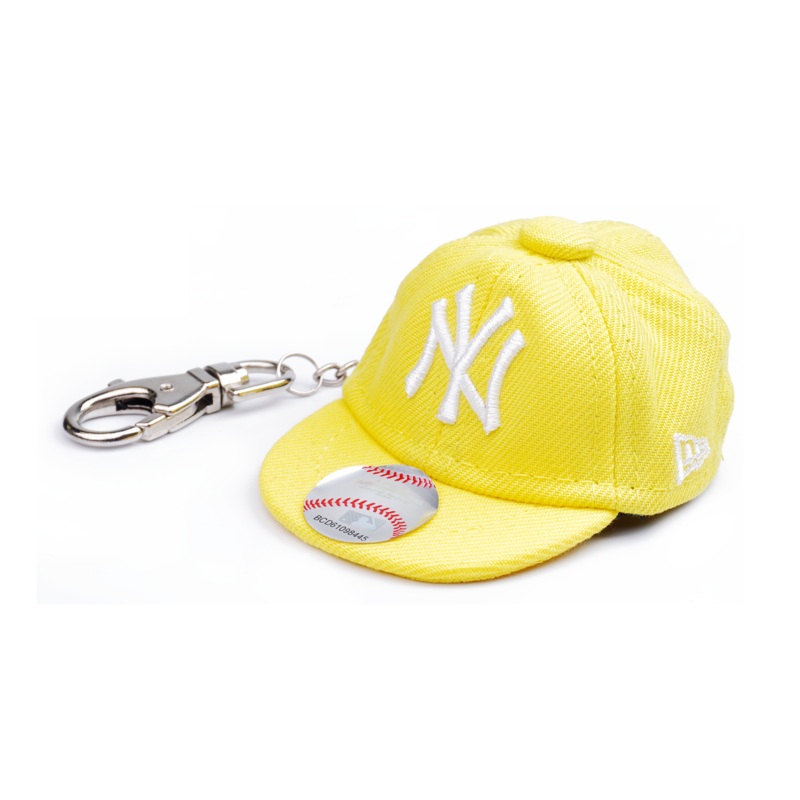 NEW ERA BRIGHT YELLOW KEY CHAIN