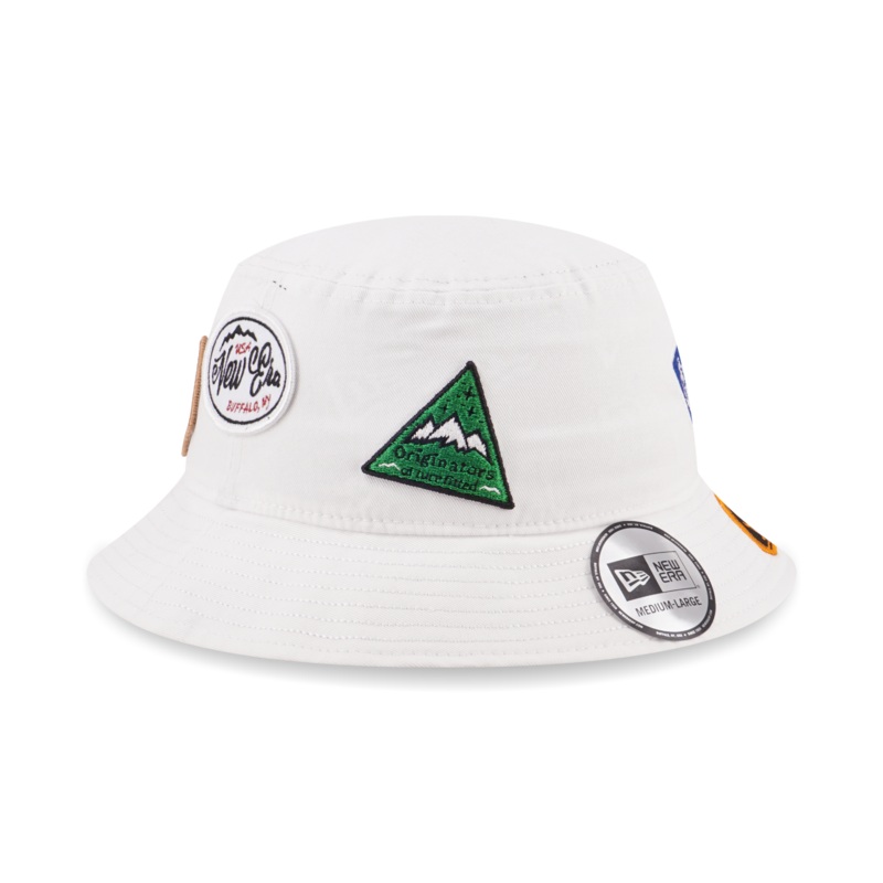 NEW ERA OUTDOOR MULTI PATCH WHITE BUCKET 01