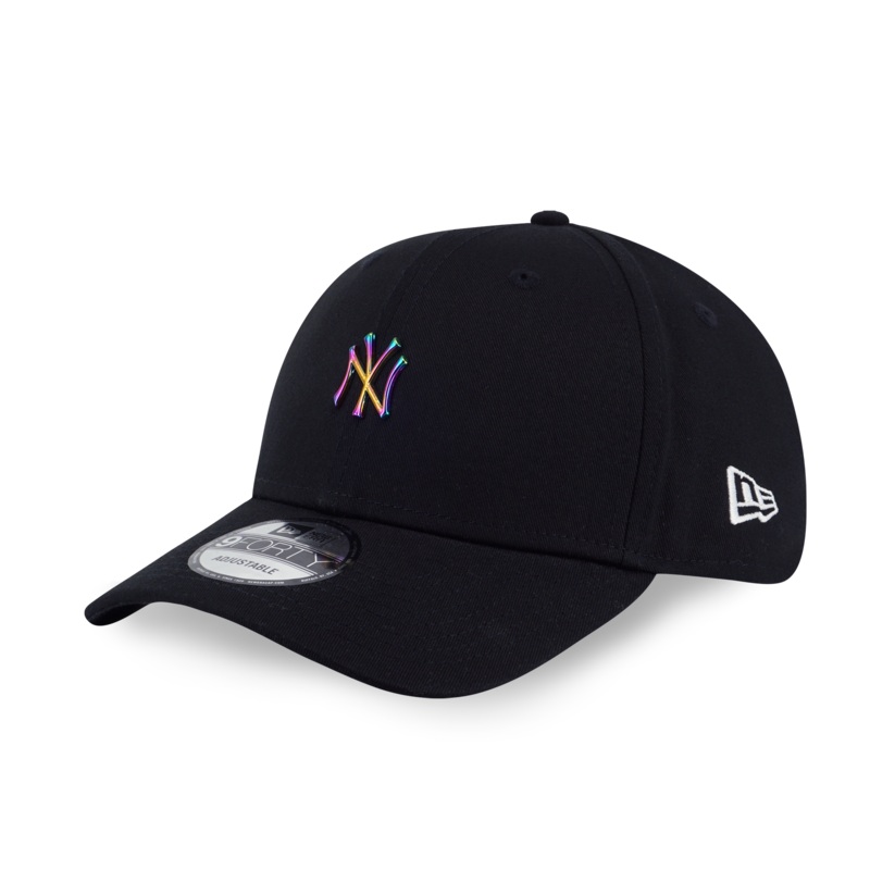 NEW YORK YANKEES MLB METAL BADGE BLACK 9FORTY CAP