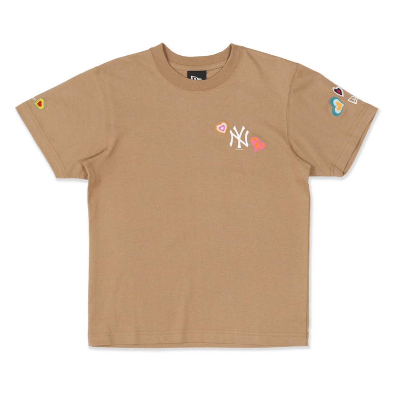 NEW YORK YANKEES CHAIN STITCH HEART KHAKI WOMEN SHORT SLEEVE T-SHIRT