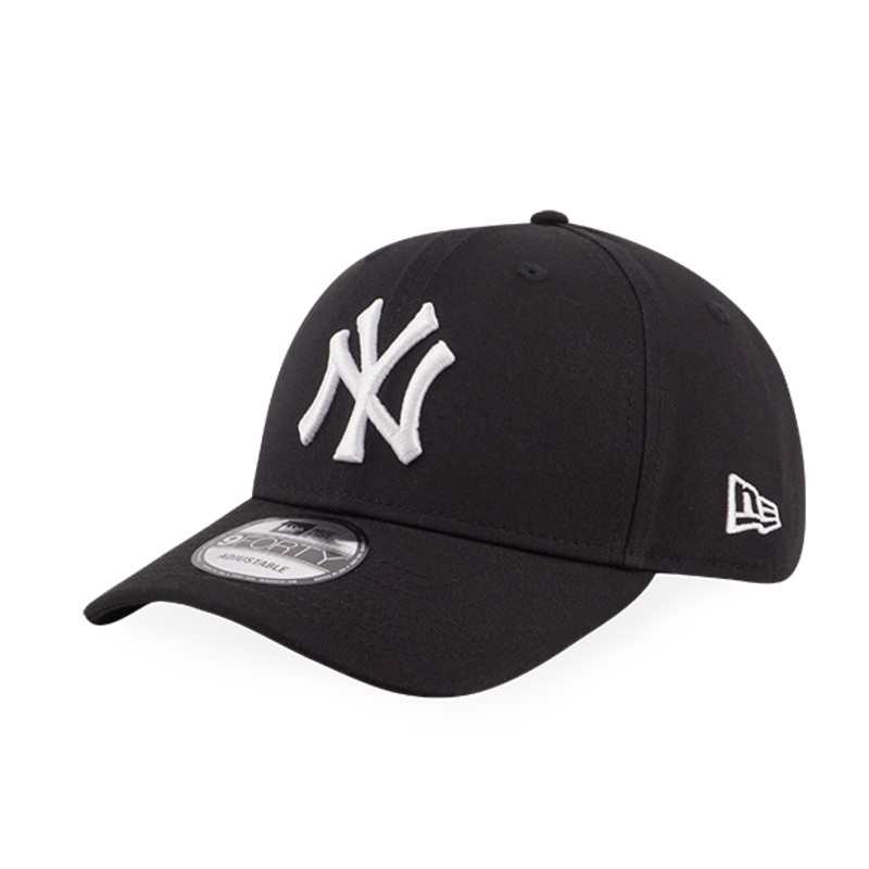 NEW YORK YANKEES ESSENTIAL BLACK 9FORTY CAP