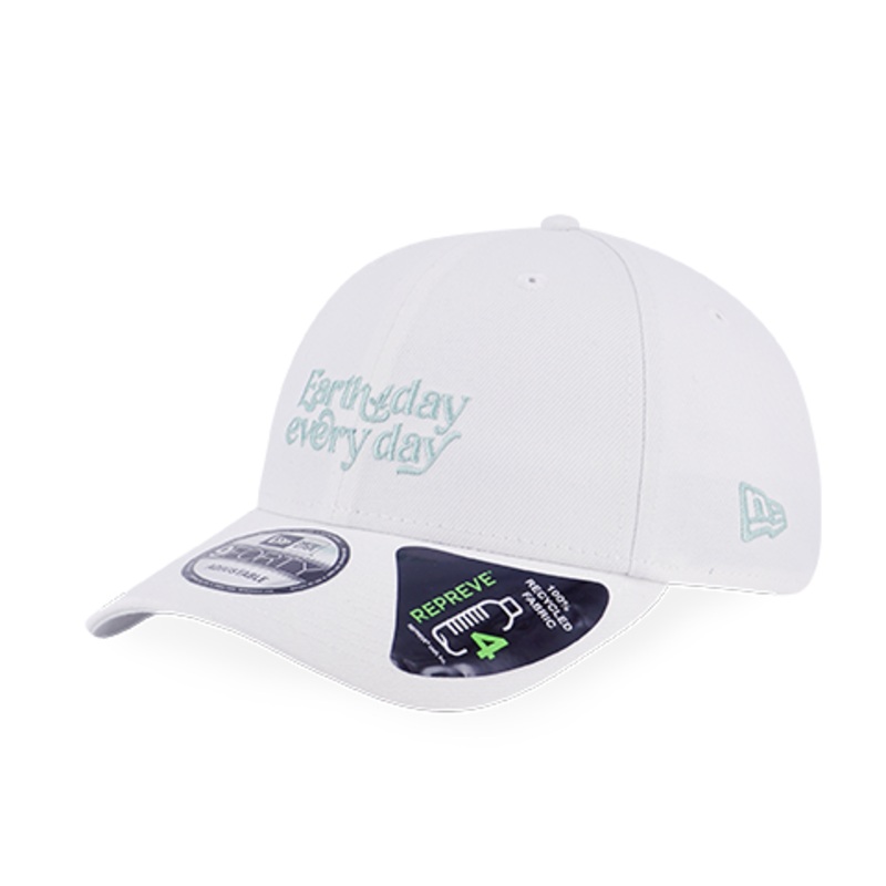 NEW ERA EARTH DAY EVERY DAY WHITE 9FORTY CAP