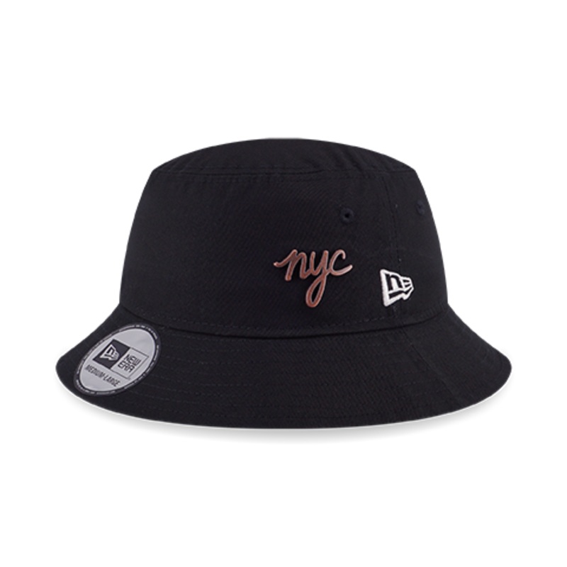 NEW ERA NYC METAL BADGE BLACK BUCKET 01