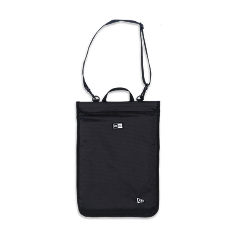 NEW ERA PLAIN BLACK NOTEBOOK CARRIER BAG