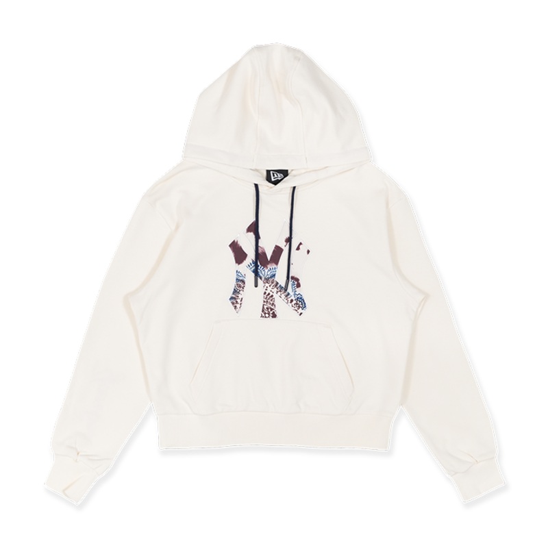 NEW YORK YANKEES ANIMAL PAISLEY IVORY PULLOVER HOODIE
