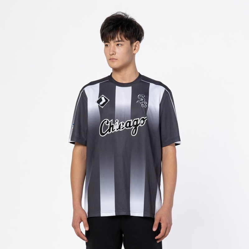 CHICAGO WHITE SOX MLB SOCCER BLACK / WHITE STRIPED SOCCER JERSEY