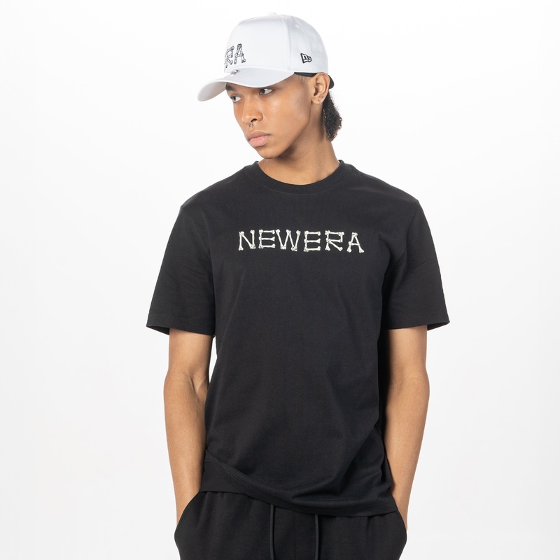NEW ERA BROKEN WORLD-BONES BLACK SHORT SLEEVE T-SHIRT