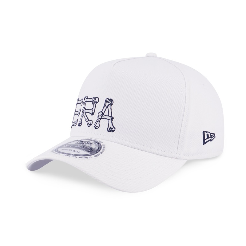 NEW ERA BROKEN WORLD-BONES WHITE 9FORTY AF CAP