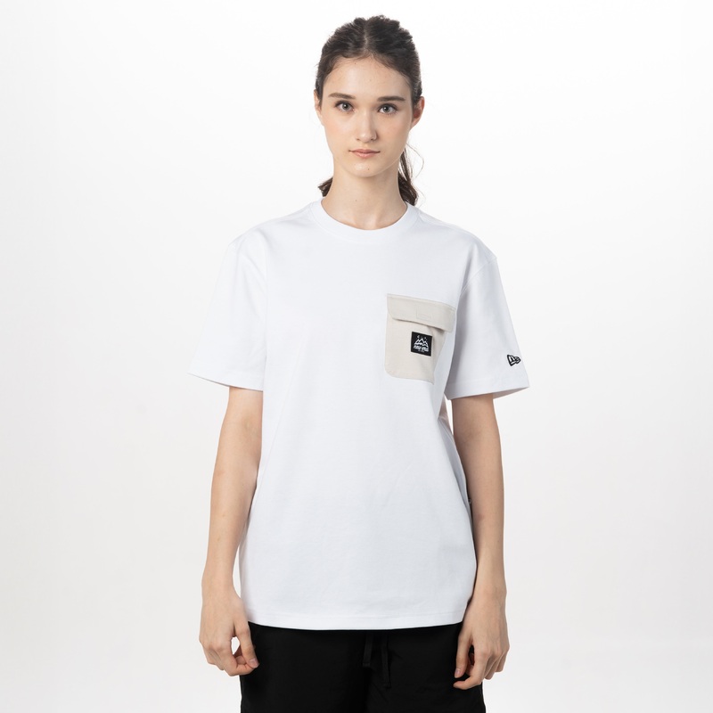NEW ERA OUTDOOR MOUNTAIN LABEL WHITE POCKET PERFORMANCE SHORT SLEEVE T-SHIRT