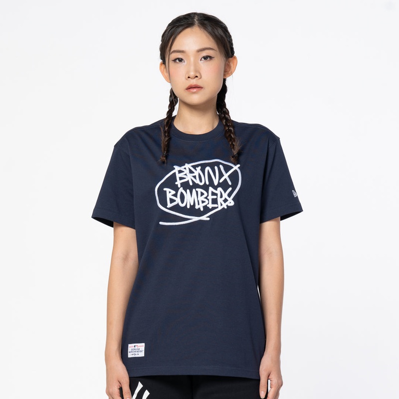 NEW YORK YANKEES – BRONX BOMBERS – SPEECH BUBBLES NAVY SHORT SLEEVE T-SHIRT