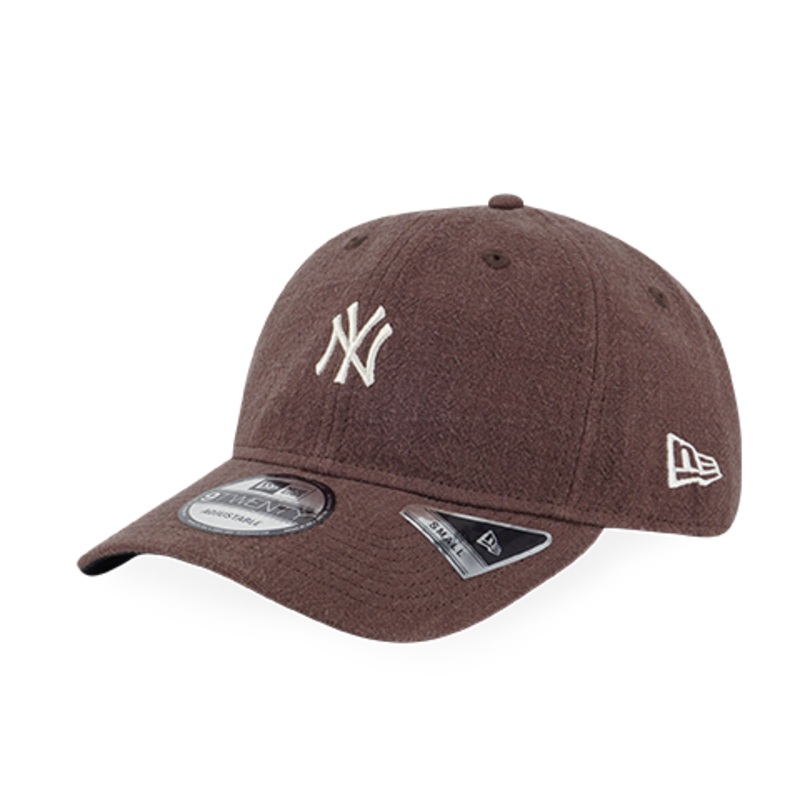 NEW YORK YANKEES SOFT NATURE – LINEN BROWN 9TWENTY SMALL CAP