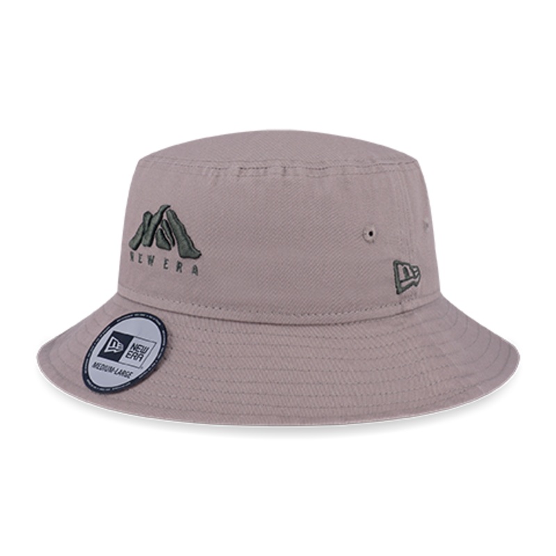 NEW ERA MOUTAIN LOGO ASH BROWN ADVENTURE LITE CAP