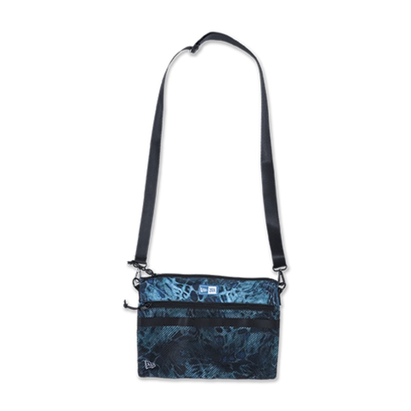 NEW ERA PYRM1 CAMO BLACK TIP SACOCHE