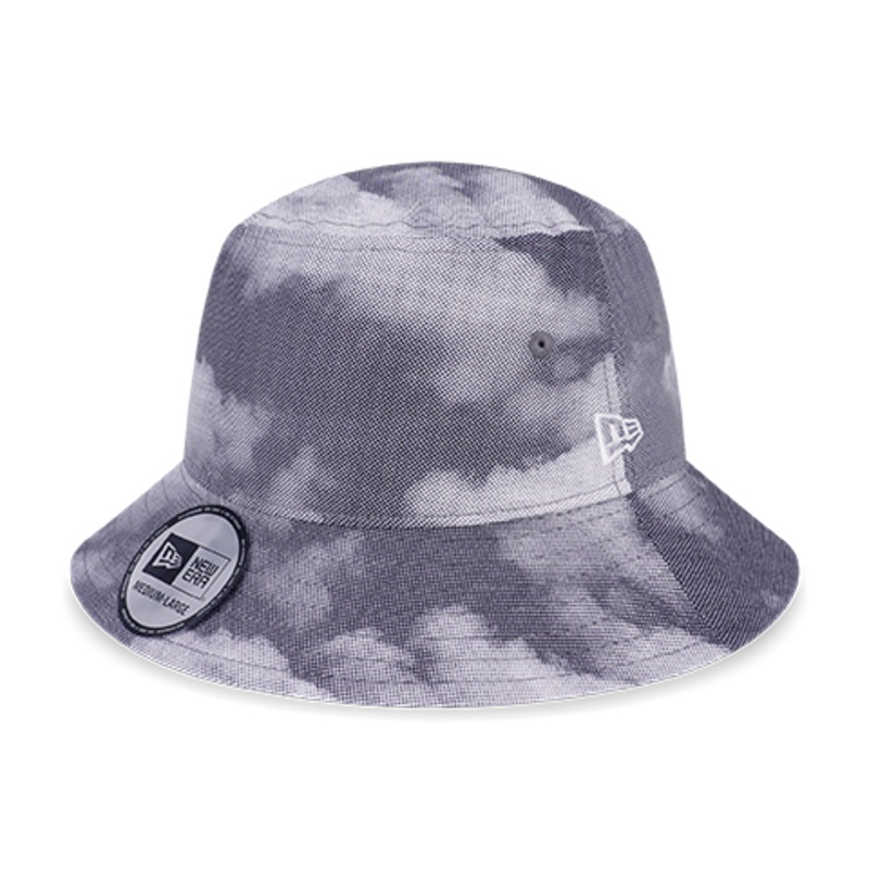 NEW ERA SAILOR CLUB – CLOUD ALL OVER PRINT BLACK BUCKET 01