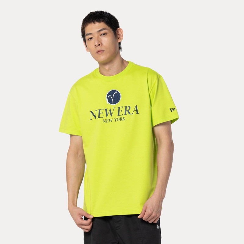 NEW ERA SPORTS CLUB – TENNIS CYBER GREEN REGULAR SHORT SLEEVE T-SHIRT