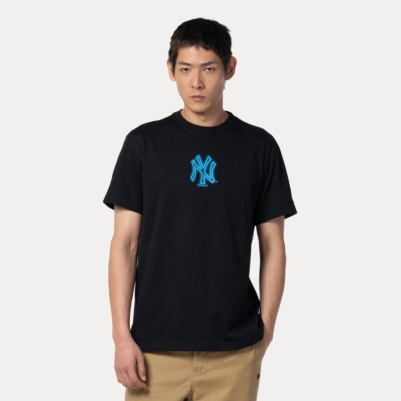 NEW YORK YANKEES PARTY VIBE – SUMMER NEON BLACK REGULAR SHORT SLEEVE T-SHIRT