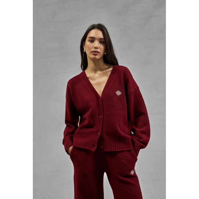 FLUFFY KNIT EMBLEM EMBROIDERED CARDIGAN – BURGUNDY