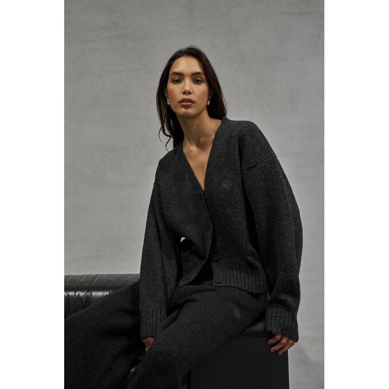 FLUFFY KNIT EMBLEM EMBROIDERED CARDIGAN – CHARCOAL