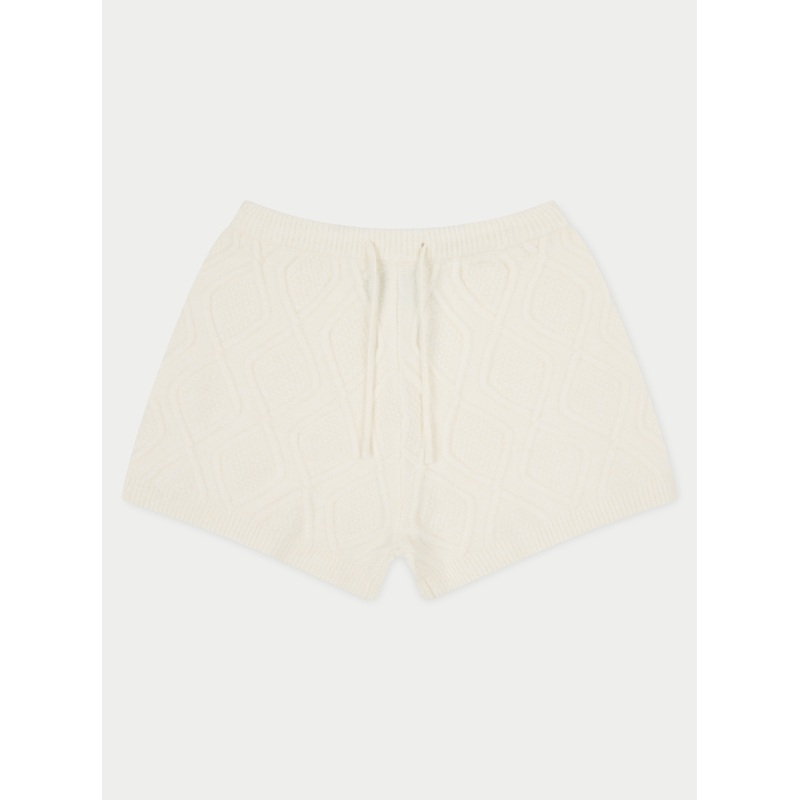 CABLE KNITTED SHORTS – OFF WHITE