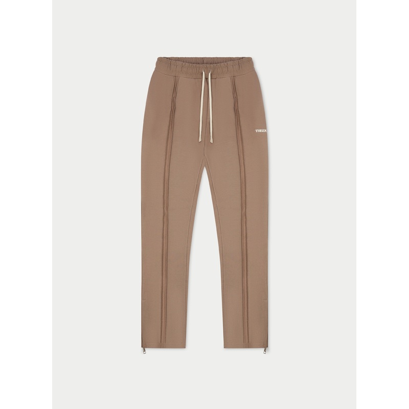 RAW SEAM STRAIGHT LEG JOGGERS – MOCHA