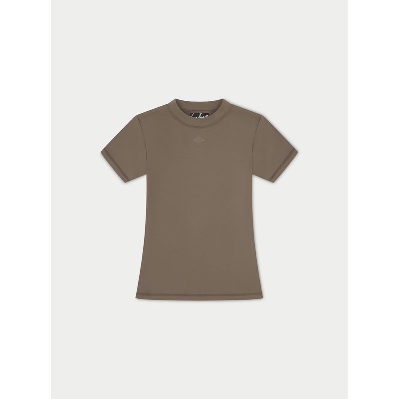 SCULPTING STRETCH EMBLEM BABY TEE – COCOA