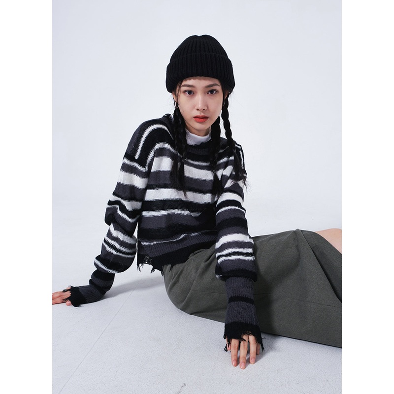 Stripped Cropped Knit Sweater F13