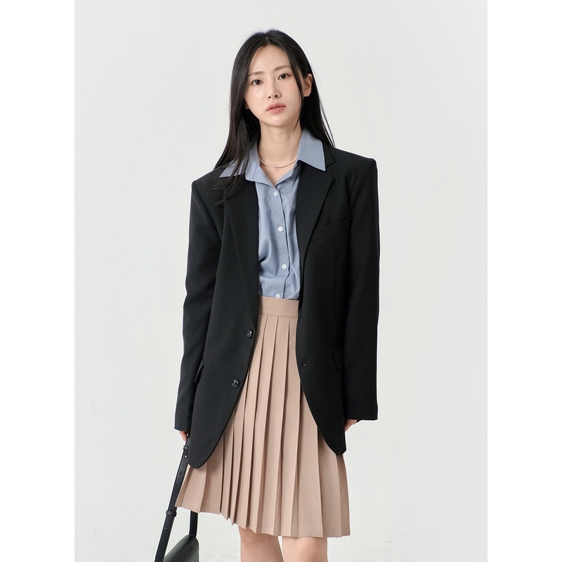 Basic Two Button Blazer with Pocket OS06