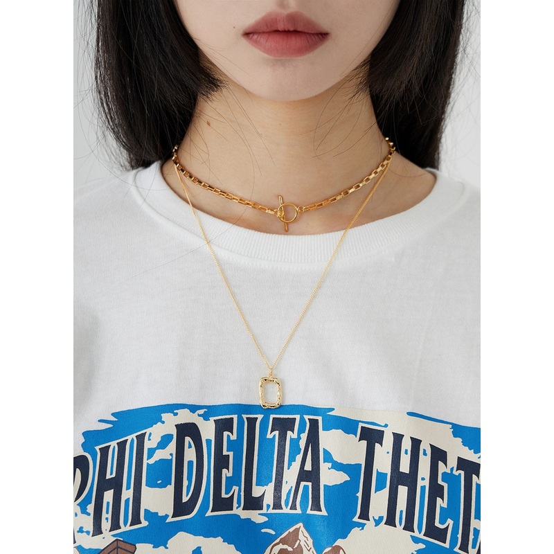 Two-Layer Chain and Square Pendant Necklace OO24