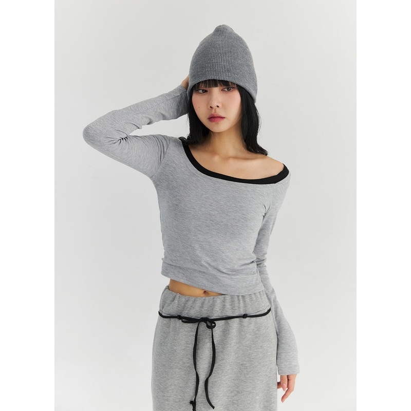 Wide U-Neck Semi Crop T-Shirt CN09