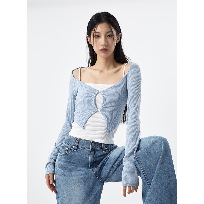 Scoop Neck Cropped Cardigan CM310