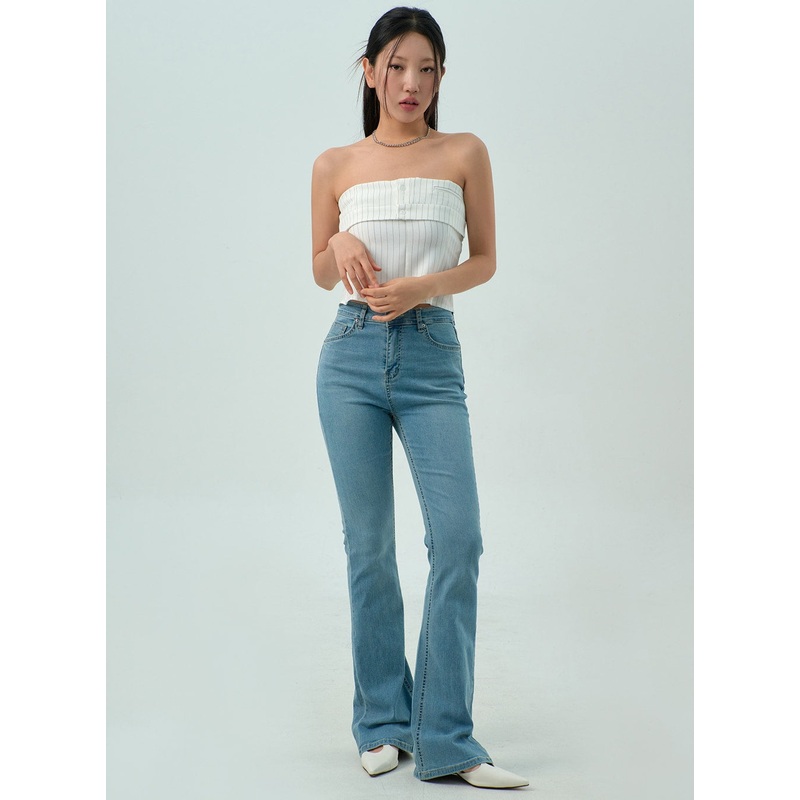 Light Wash Bootcut Jeans CY330