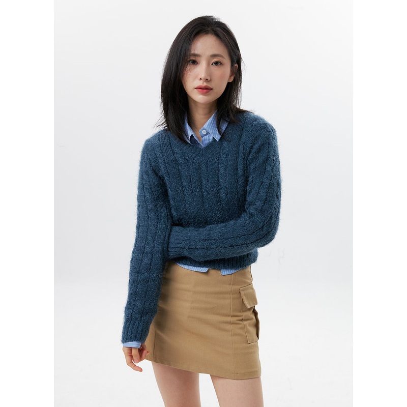 Cable Knit V-Neck Sweater OG315