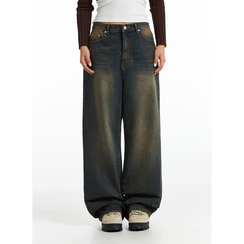 Retro Washed Wide-Leg Jeans CO318