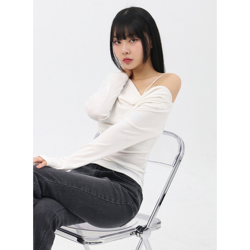 Asymmetrical Off-Shoulder Shirring Tee IN310