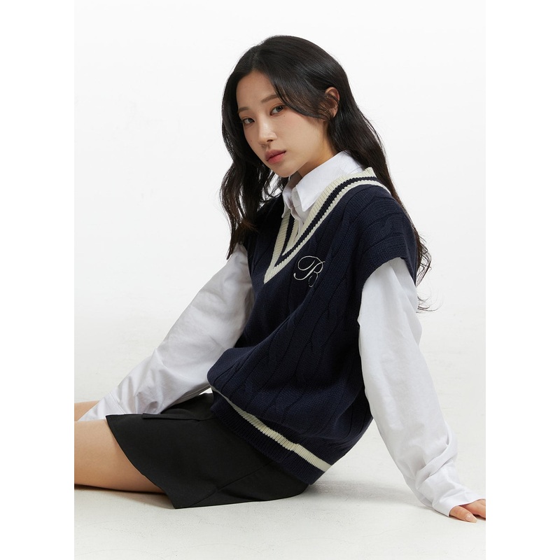 Cable Knit V-Neck Vest Sweater CF415