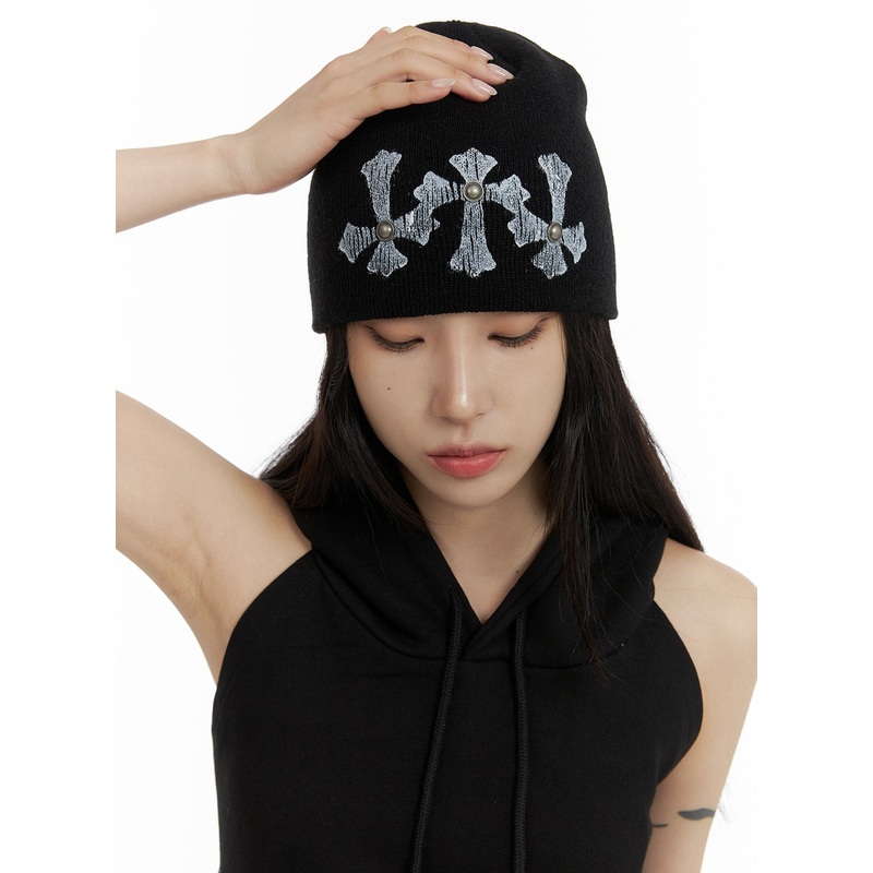 Dark Grunge Stud Graphic Beanie CF428