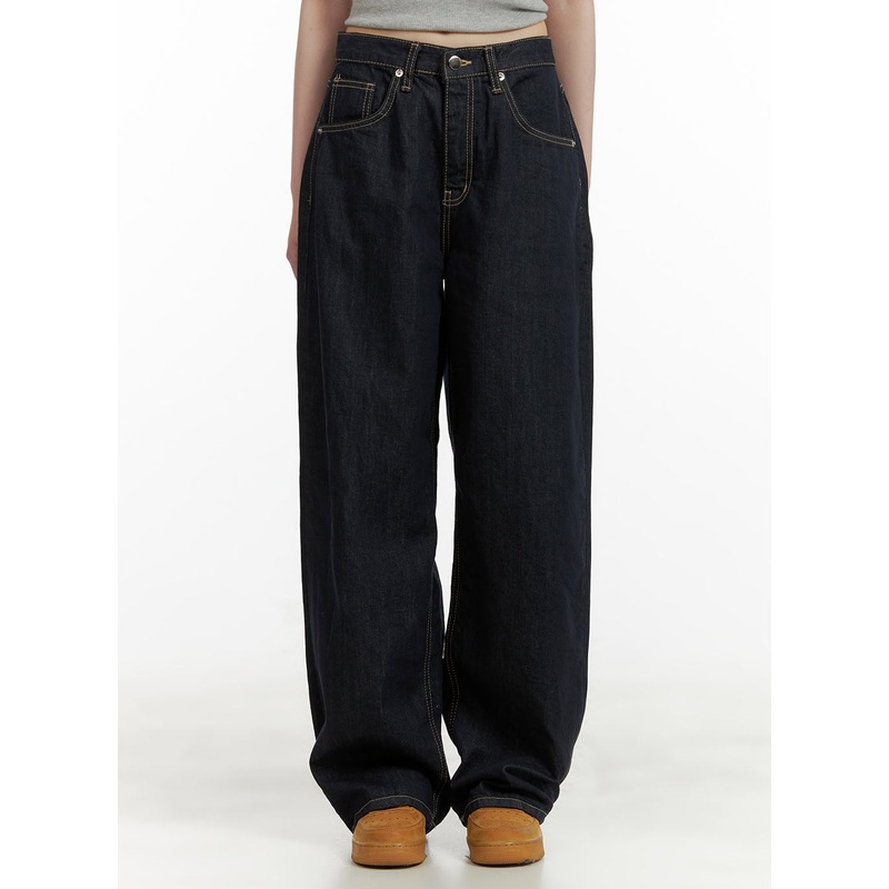 Stitch Detail Baggy Jeans CU410