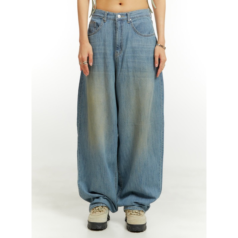 Low Rise Wide Fit Baggy Jeans CU421