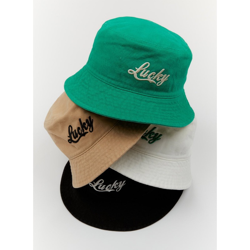 Lucky Lettering Bucket Hat (UNISEX) IU419