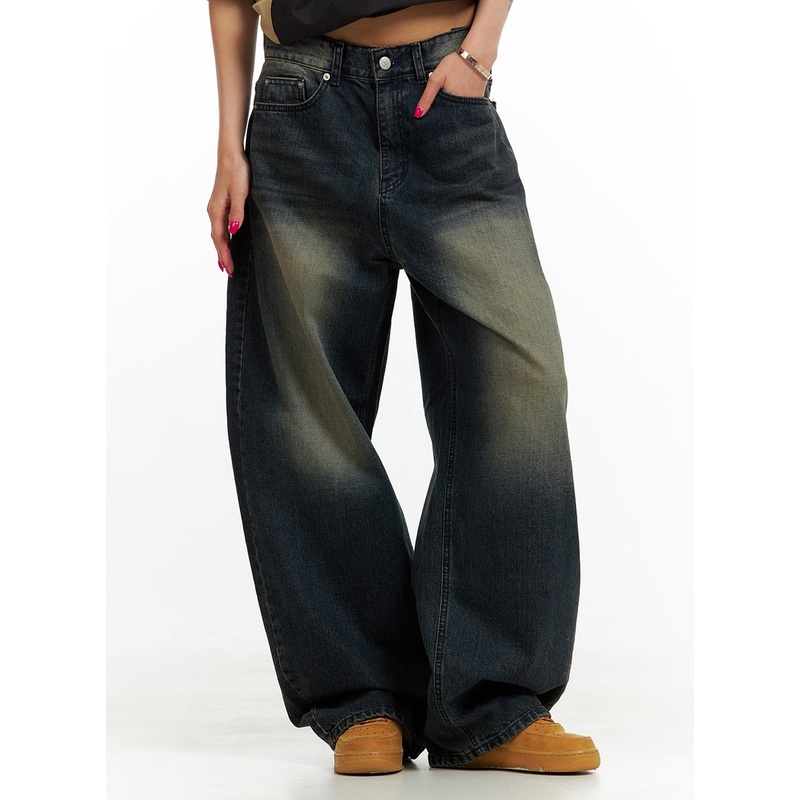 Solid Low Rise Baggy Jeans CU417