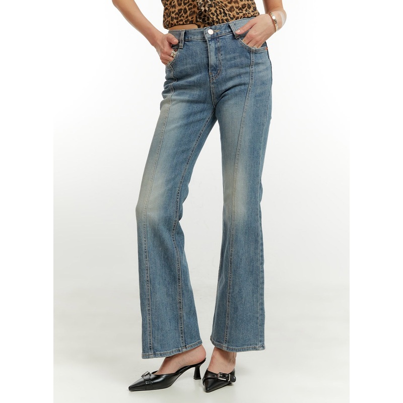 Stitch Detail Bootcut Jeans CU421