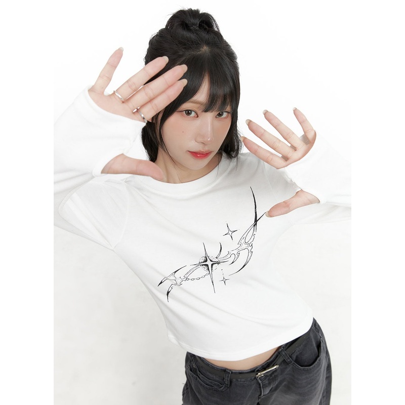 Acubi Graphic Print Long Sleeve Top CG421