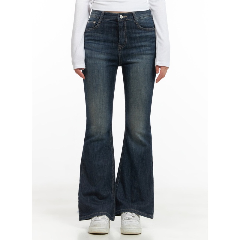 Remy Washed Bootcut Jeans CG420