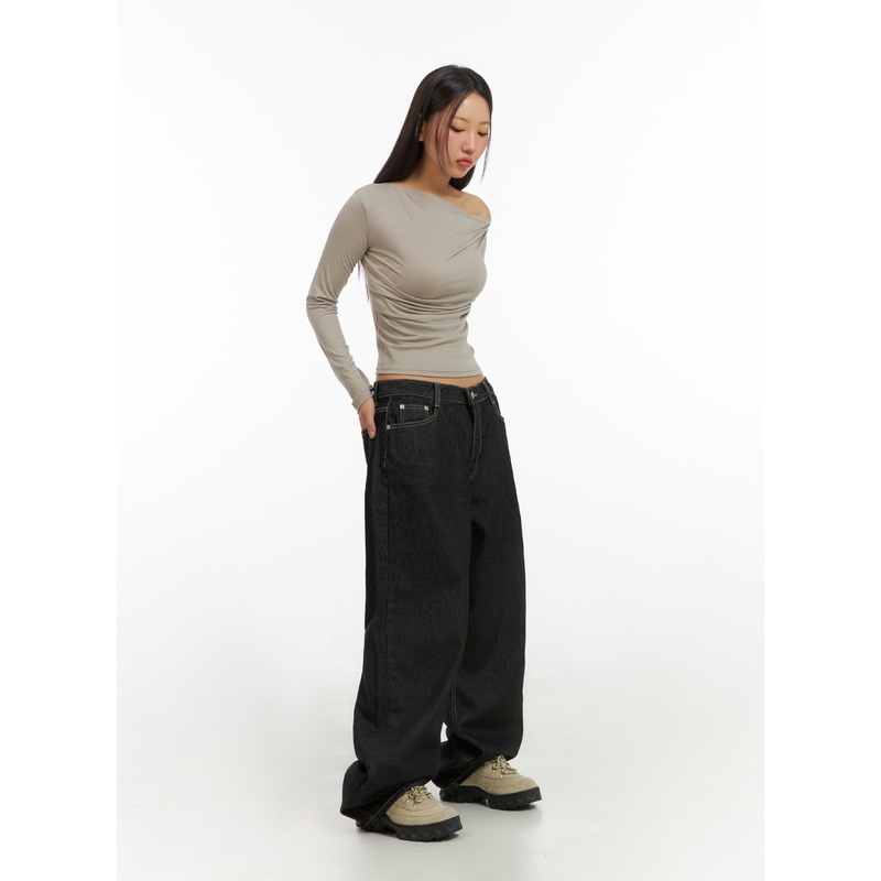 Clover Stitched Baggy Jeans IS402